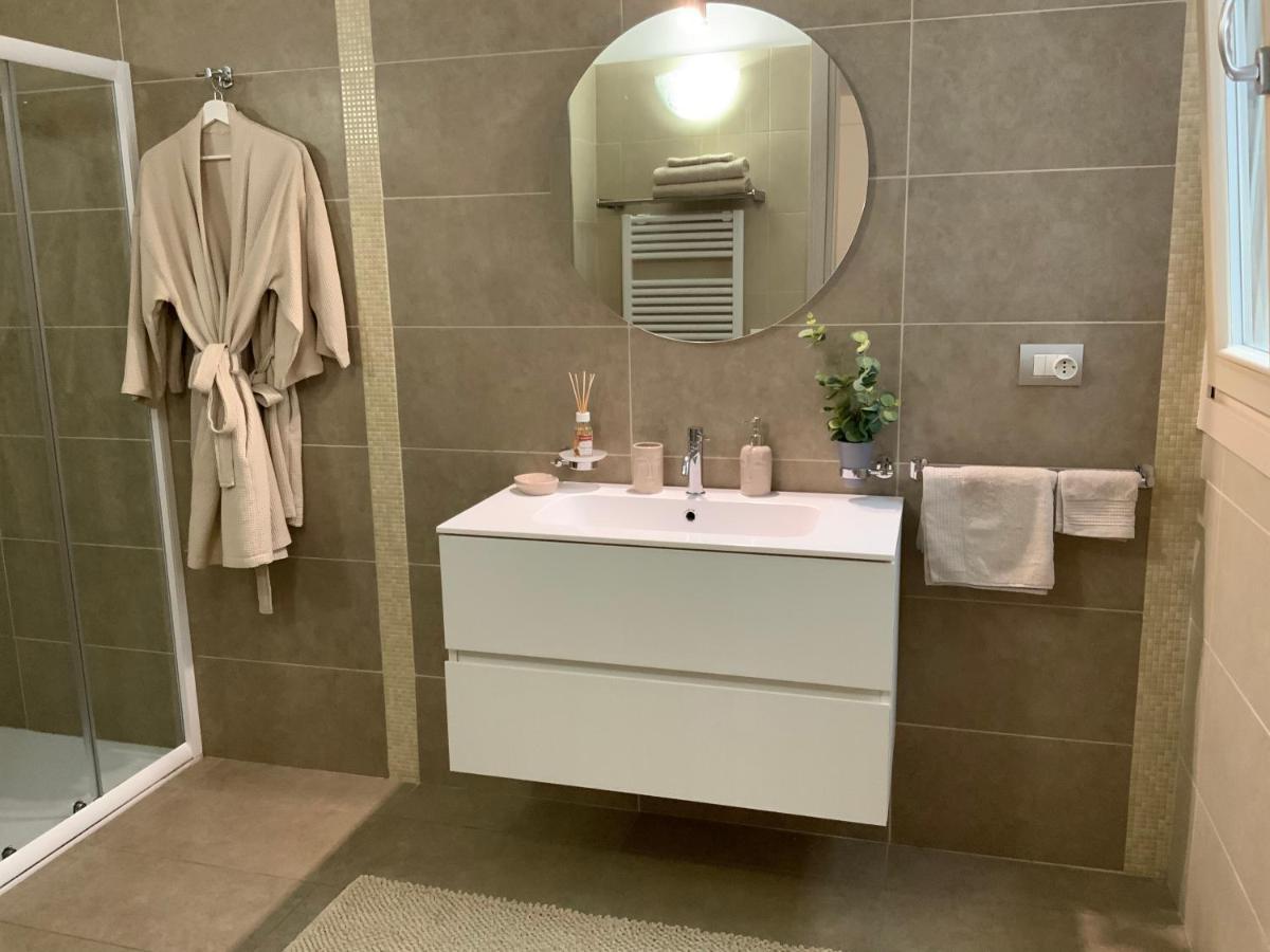 King' S Apartment Сирмионе Екстериор снимка